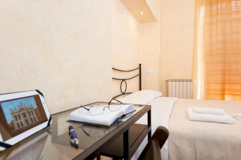 Residenza Laterano image