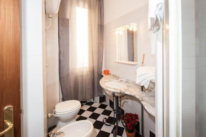 Residenza Laterano image