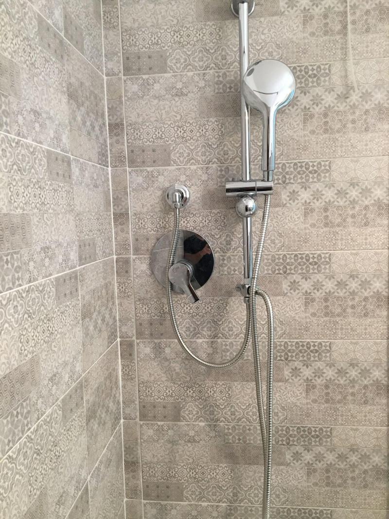 Intra Rooms image