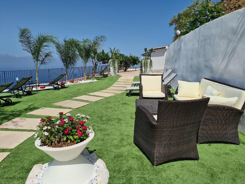 Skyview Cefalu image