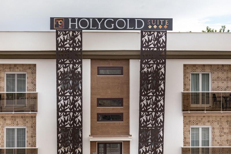Holygold Suite image
