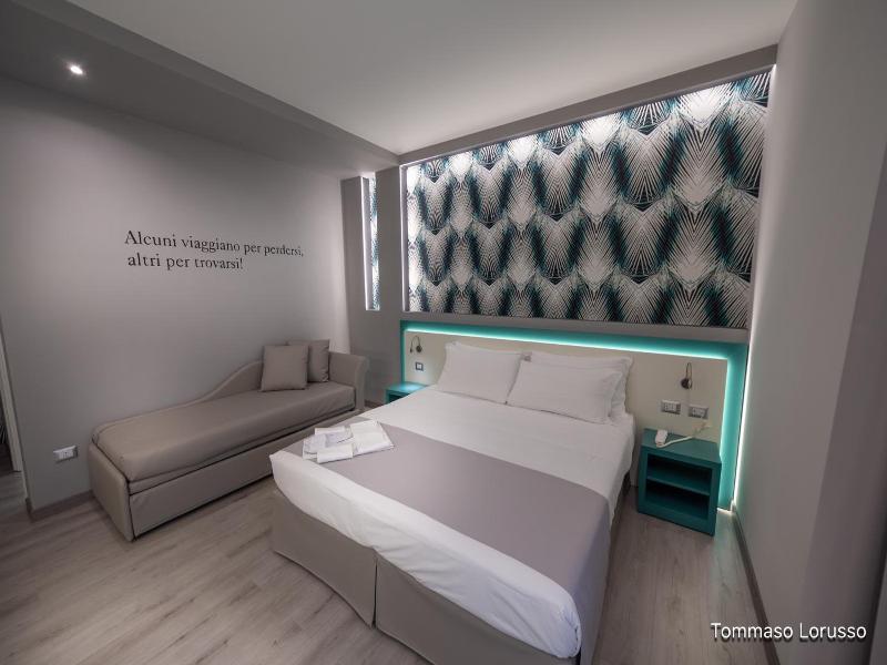 Holygold Suite image