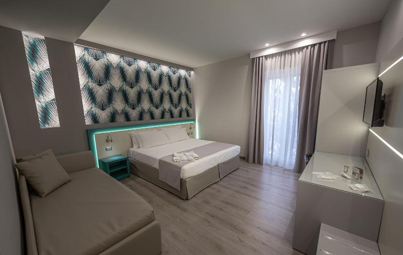 Holygold Suite image