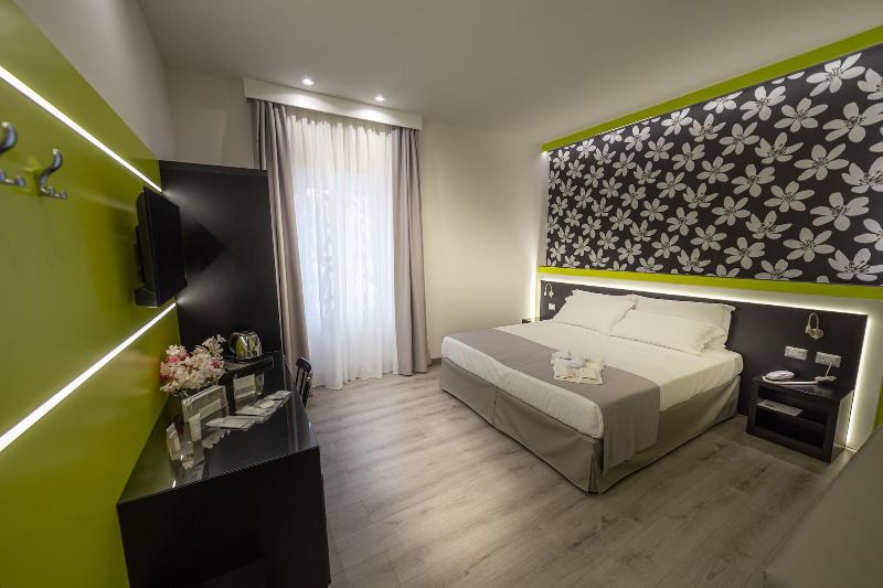 Holygold Suite image