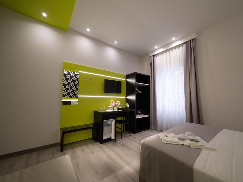 Holygold Suite image