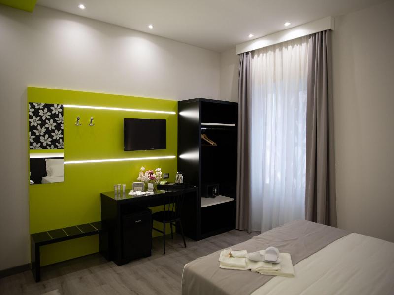 Holygold Suite image