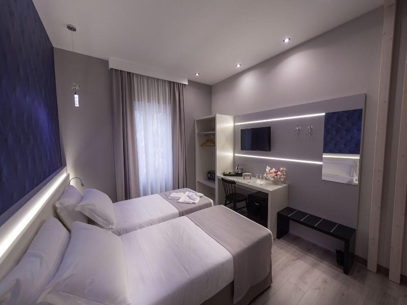 Holygold Suite image