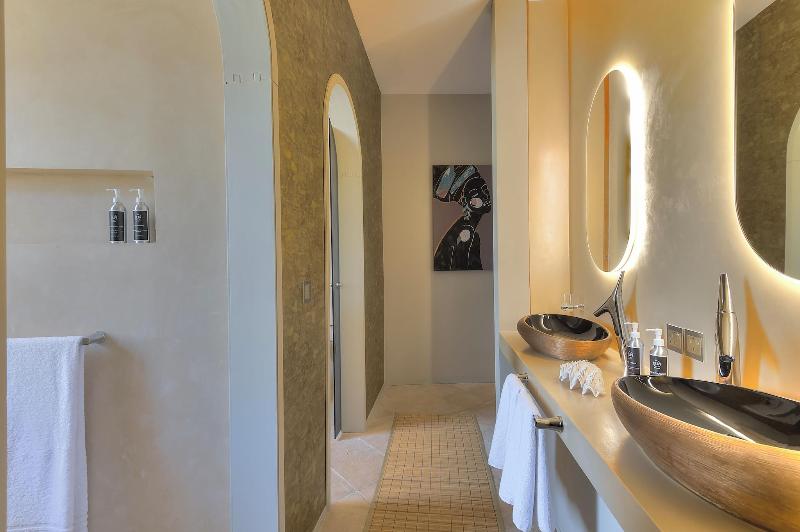 Kobe Suite Resort image