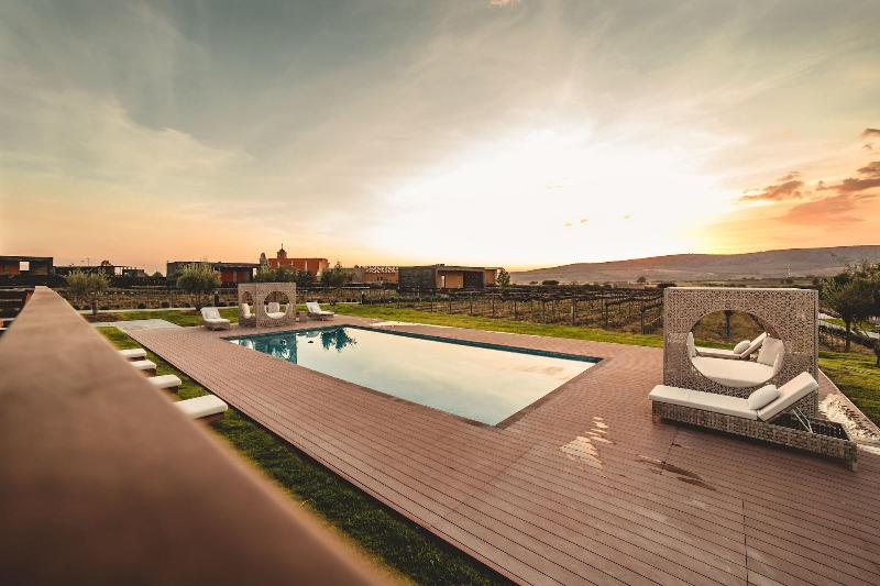 Hotel Tres Raices image