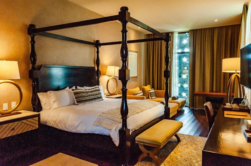 Hotel Tres Raices image