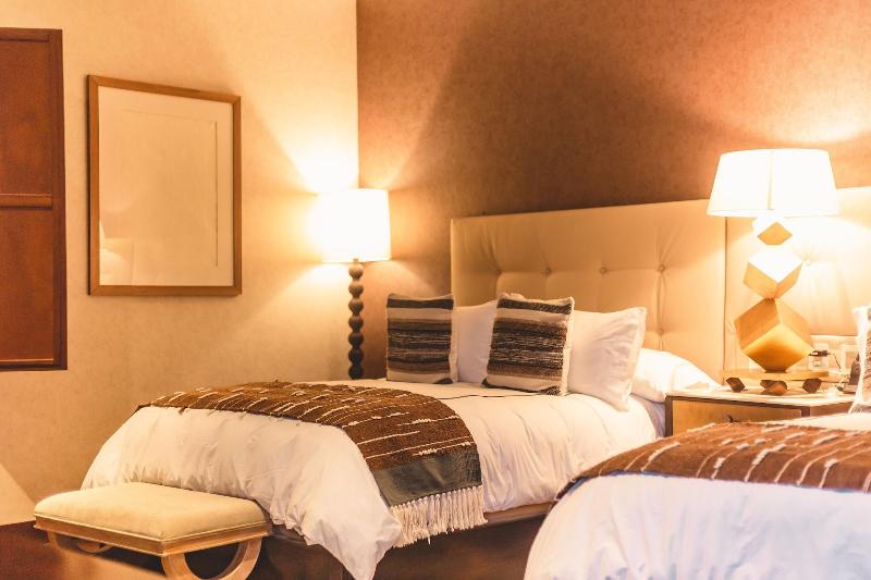 Hotel Tres Raices image