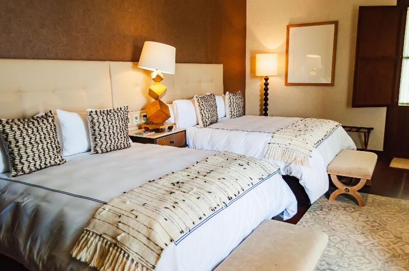 Hotel Tres Raices image