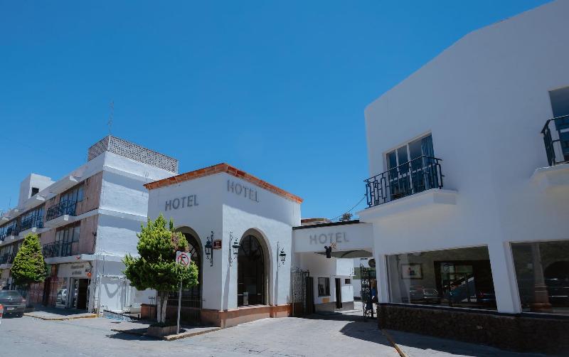 Motel Zacatecas Courts