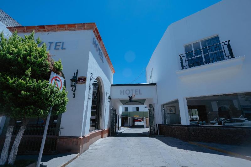 Motel Zacatecas Courts