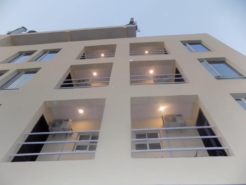 Posh Hotel And Suites image