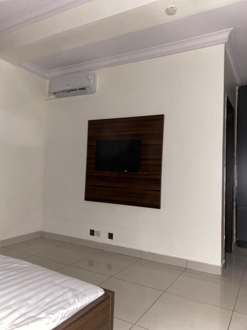 Posh Hotel And Suites image