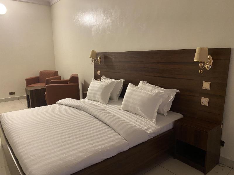 Posh Hotel And Suites image