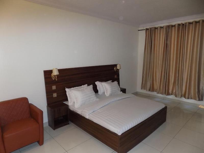 Posh Hotel And Suites image
