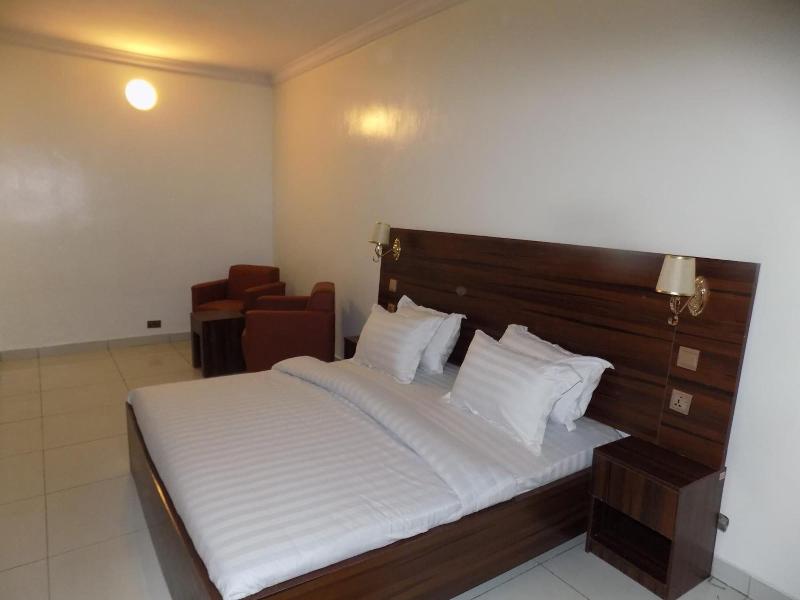 Posh Hotel And Suites image