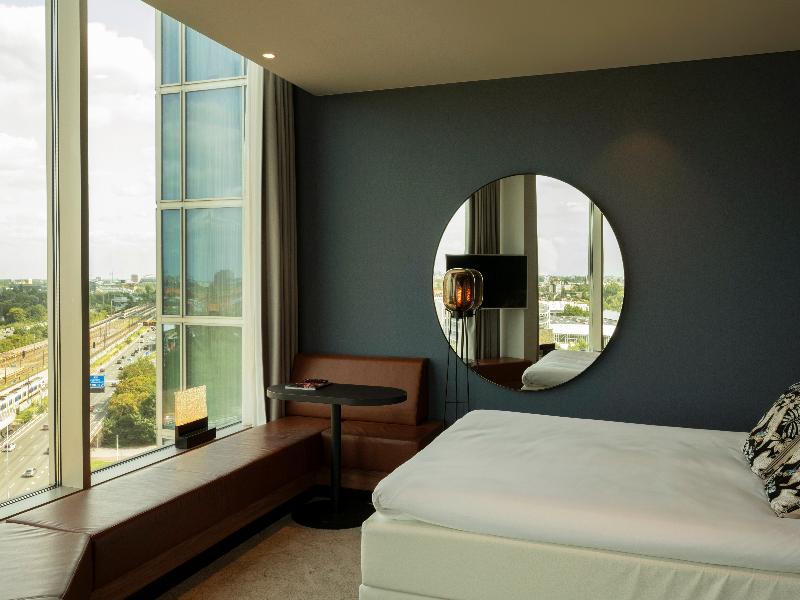 room detail thumbnail 0