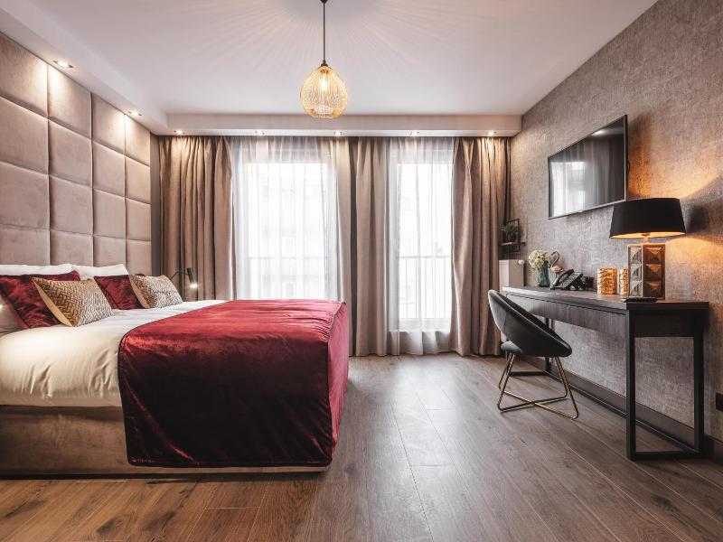 Art Suites Hotel image