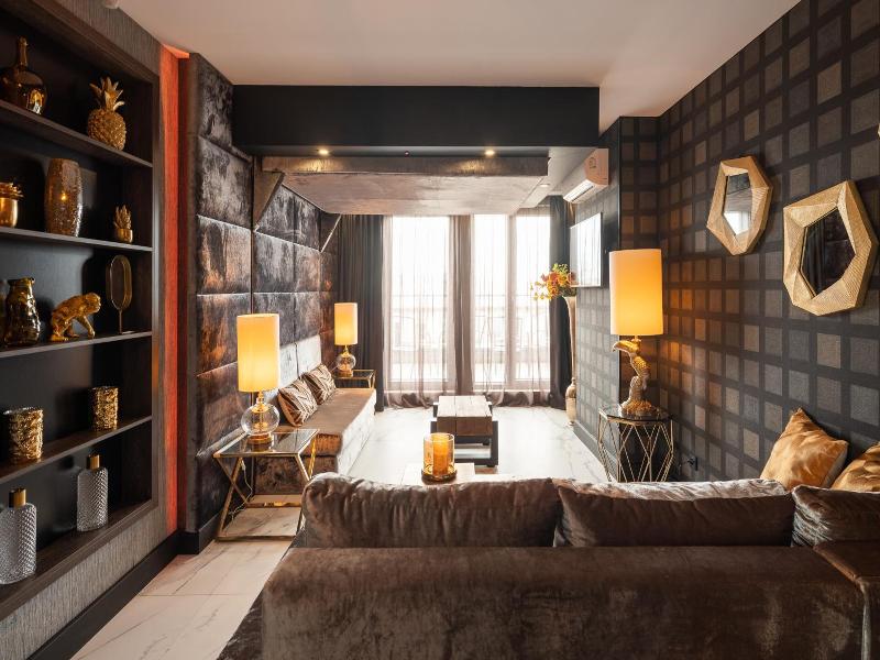 Art Suites Hotel image