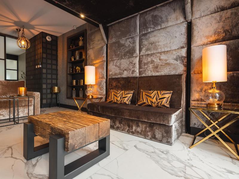 Art Suites Hotel image