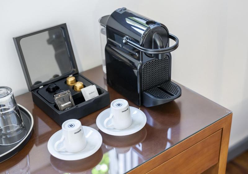 Oporto Collection Rosario- Luxury Suites image