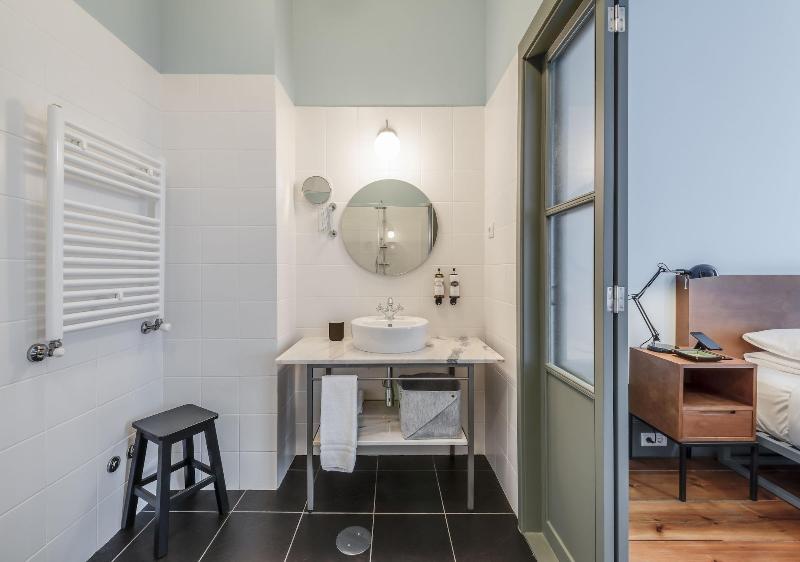 Oporto Collection Rosario- Luxury Suites image