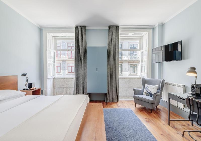 Oporto Collection Rosario- Luxury Suites image