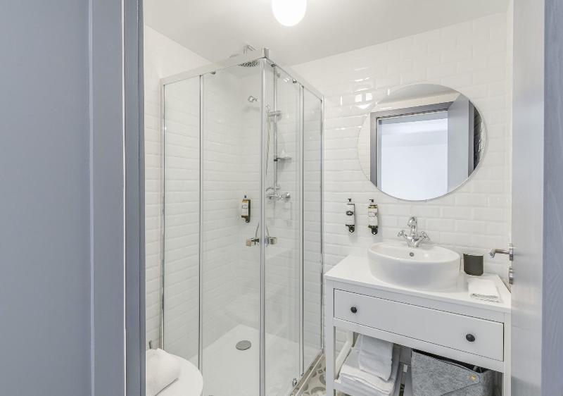 Oporto Collection Rosario- Luxury Suites image