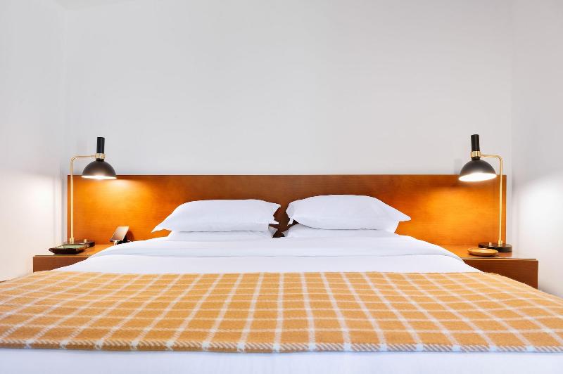 Oporto Collection Rosario- Luxury Suites image