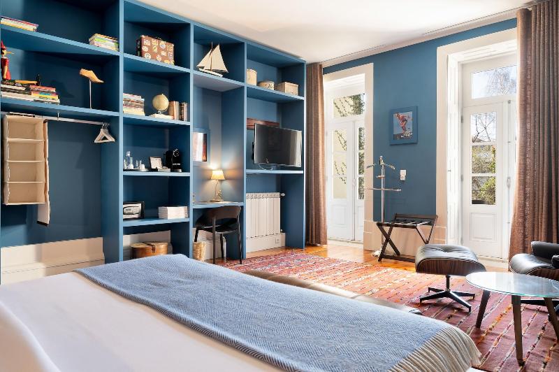 Oporto Collection Rosario- Luxury Suites image