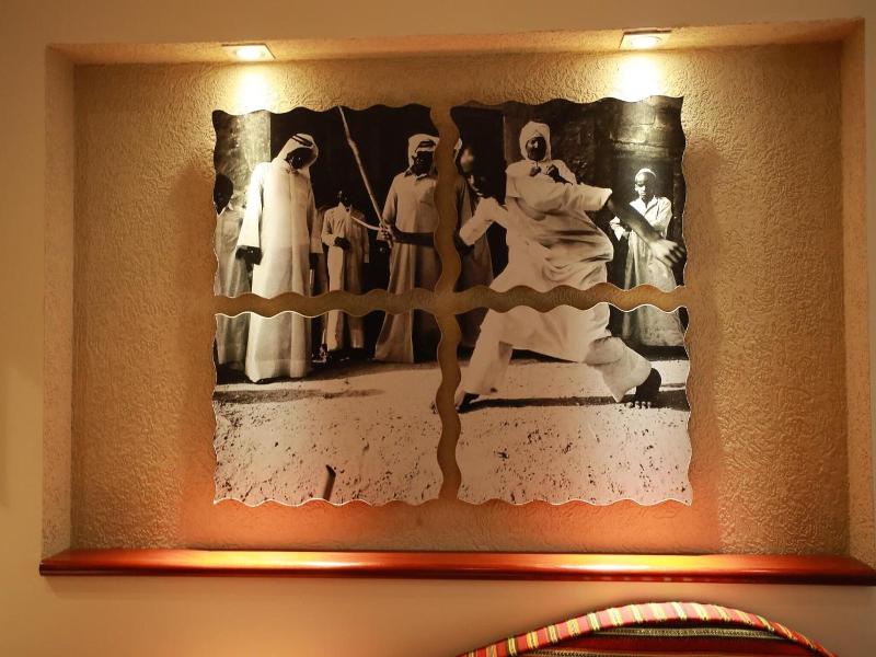 Al Liwan Suites Rawdat Al Khail image