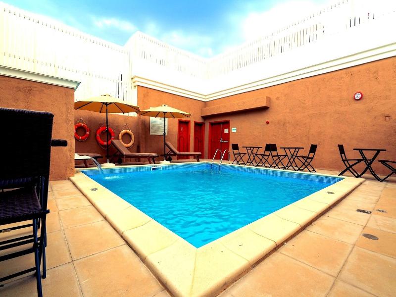 Al Liwan Suites Rawdat Al Khail image