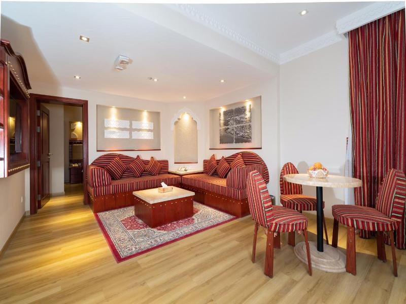 Al Liwan Suites Rawdat Al Khail image