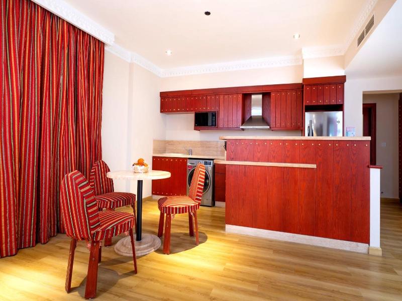 Al Liwan Suites Rawdat Al Khail image