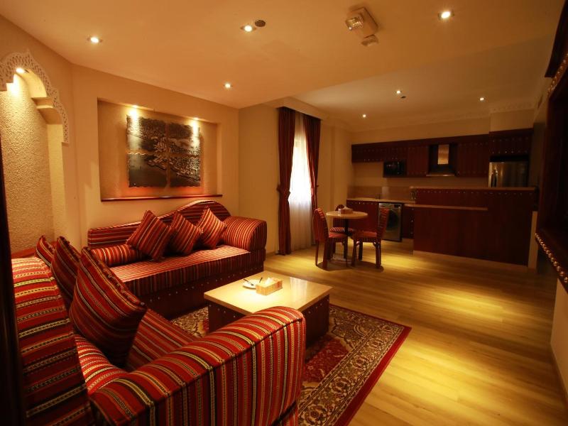 Al Liwan Suites Rawdat Al Khail image