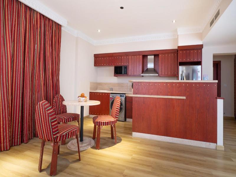 Al Liwan Suites Rawdat Al Khail image