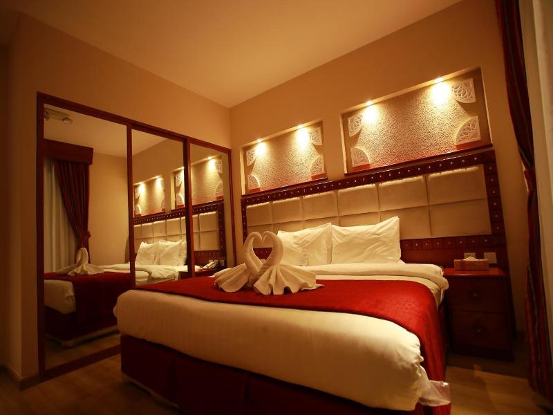 Al Liwan Suites Rawdat Al Khail image