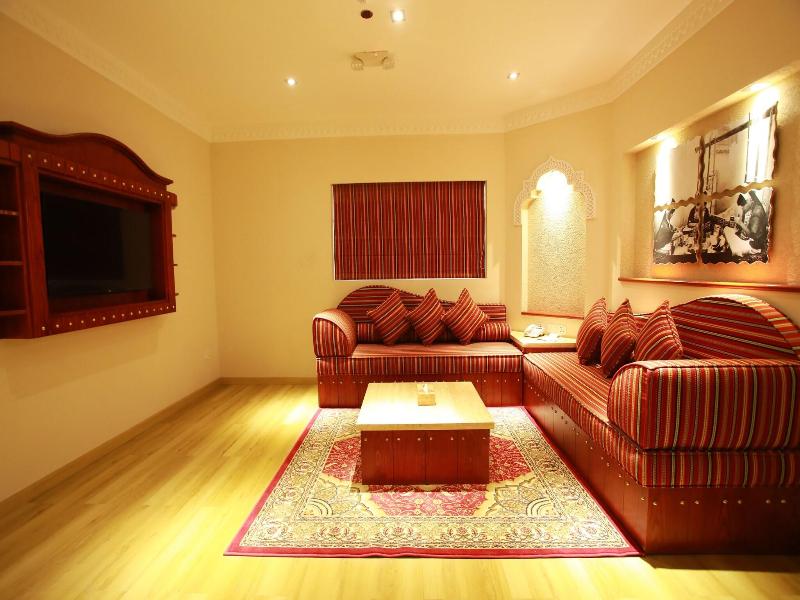 Al Liwan Suites Rawdat Al Khail image