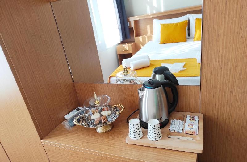 Lebon Hotel Old City image
