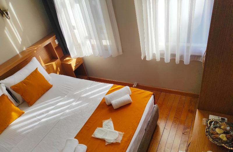 Lebon Hotel Old City image