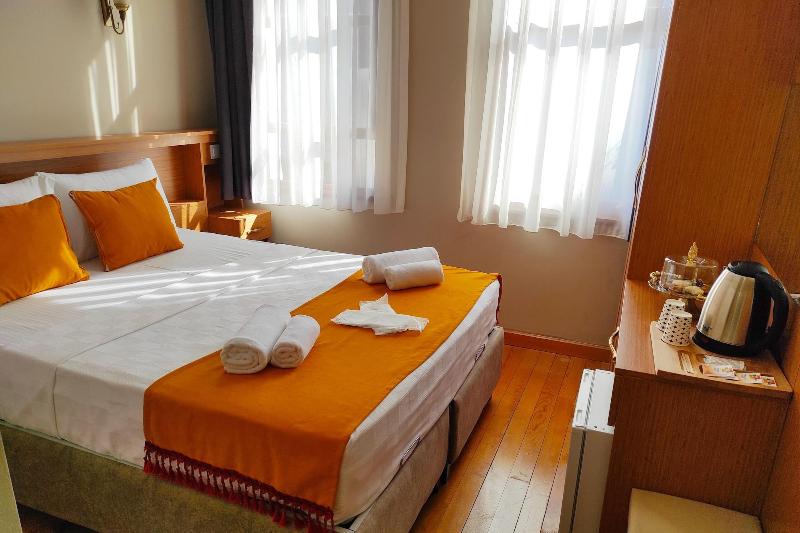 Lebon Hotel Old City image