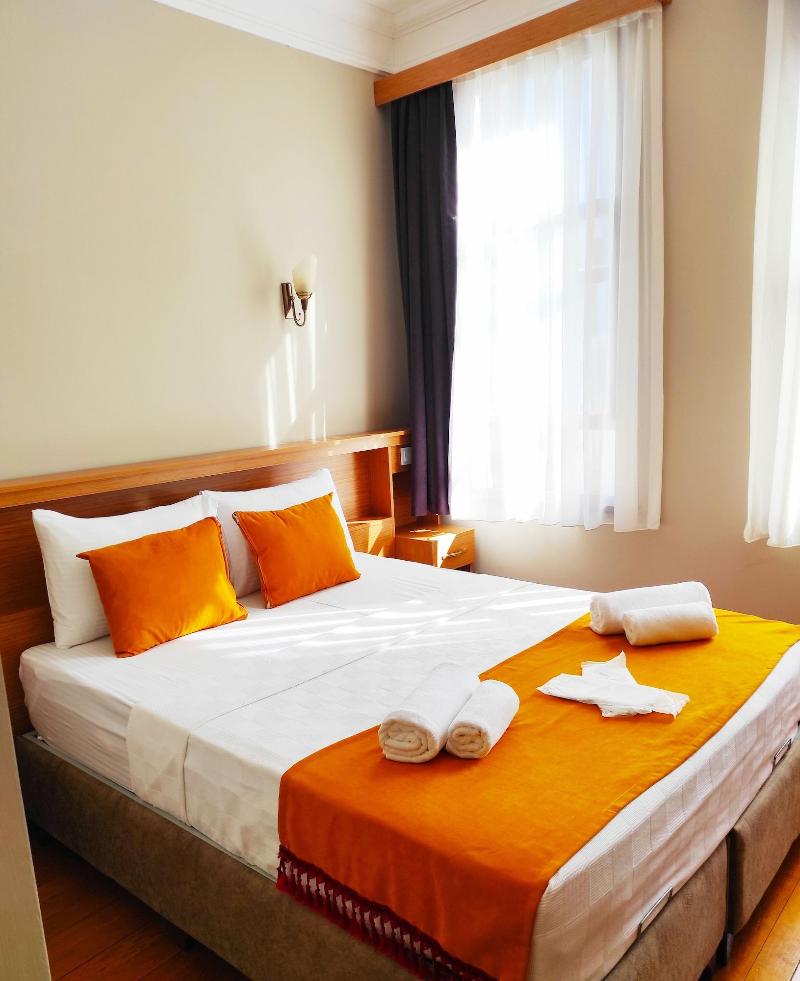 Lebon Hotel Old City image