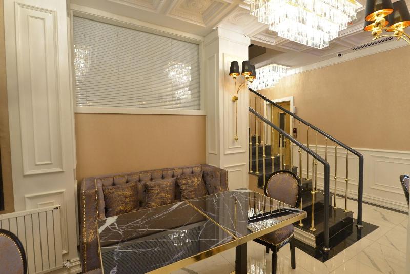 Santra Hotel image