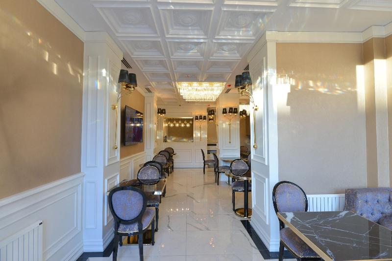 Santra Hotel image