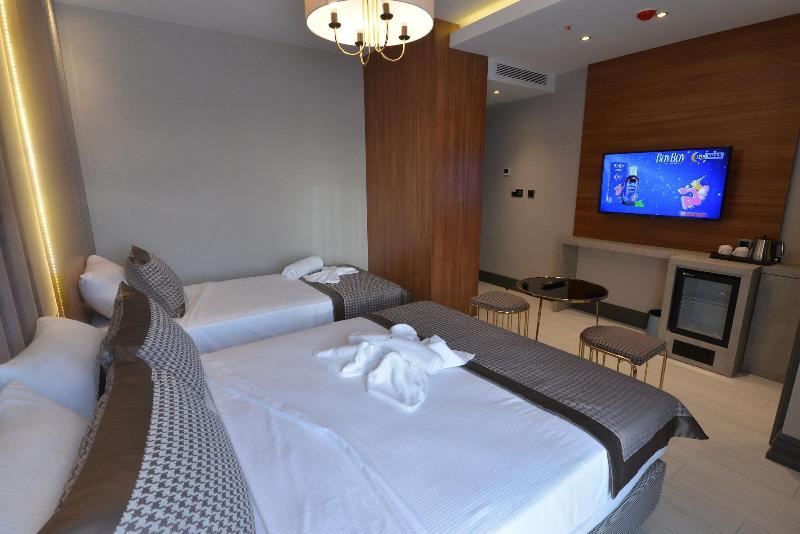 Santra Hotel image