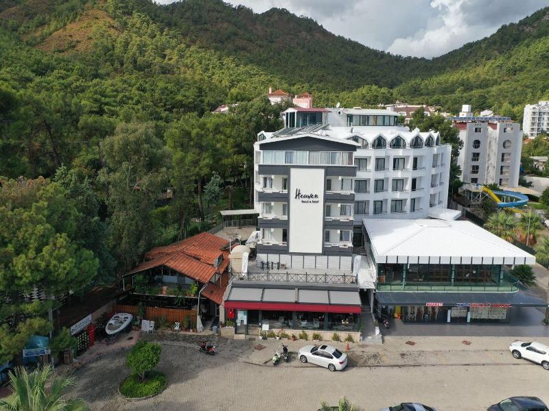 Heaven Beach Otel — exterior view
