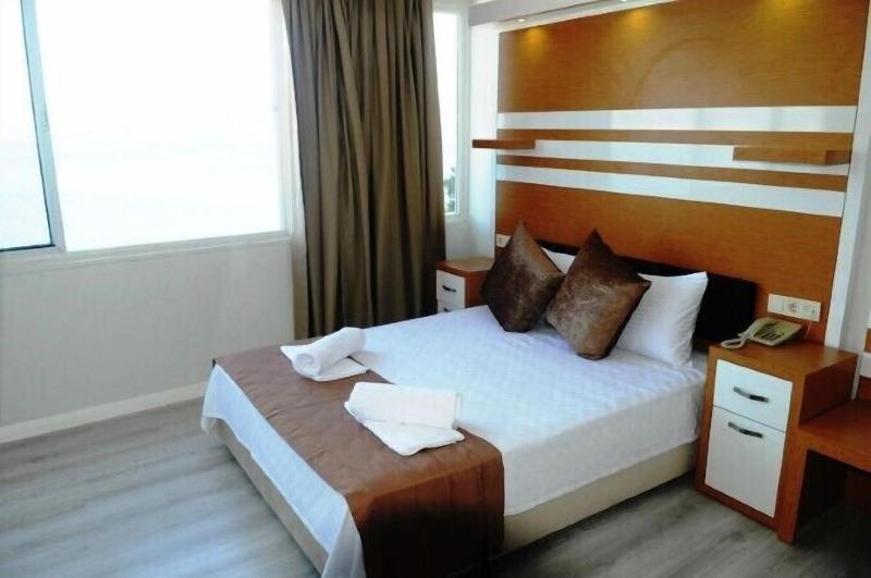 Heaven Beach Otel image